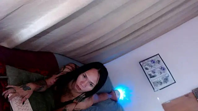 NathalieMea webcam