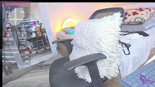 SharonVelvet webcam
