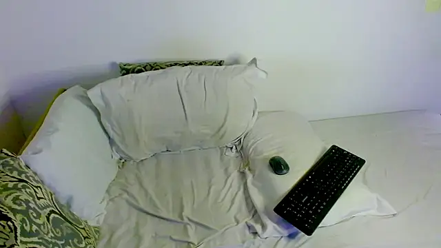 samanta_r_ webcam