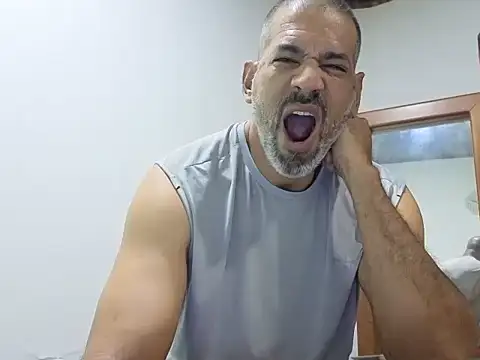 jackbigcock11 webcam