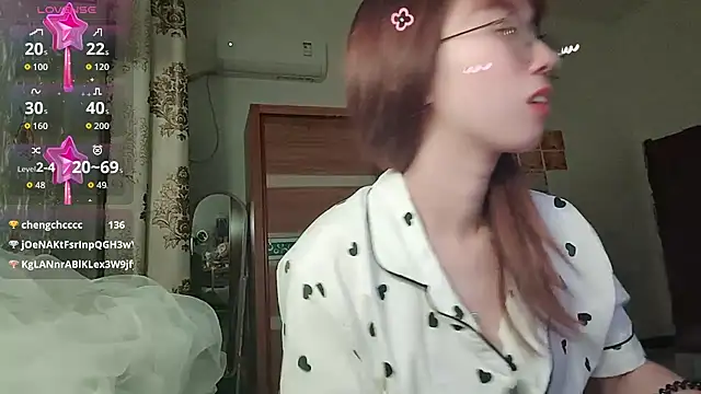 Lili_666 webcam