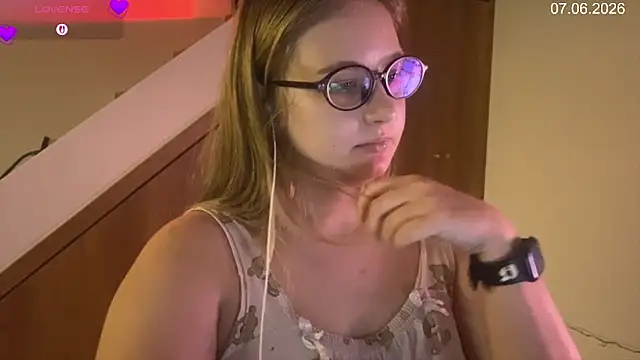 JacyWinslat webcam