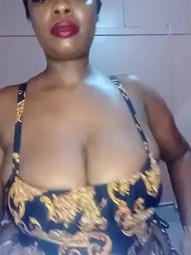 Luciouslips00 webcam