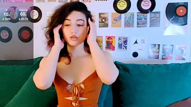 Maya_Rogerss webcam