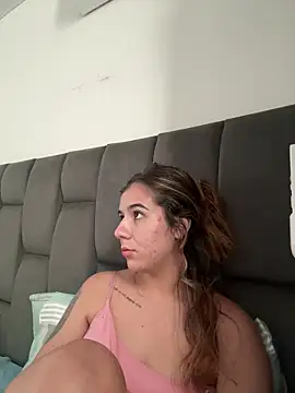 AllieYourGirl webcam