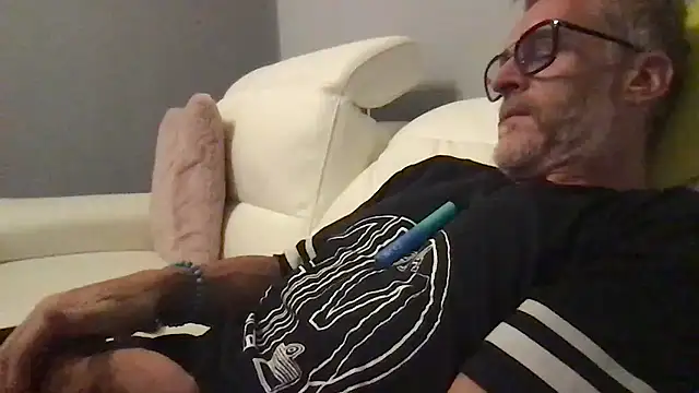 Axl_hot webcam