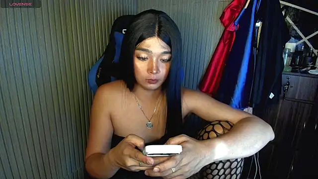 TrinityFucksYou webcam