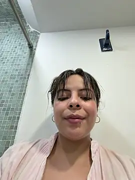 MiaCollinssx webcam