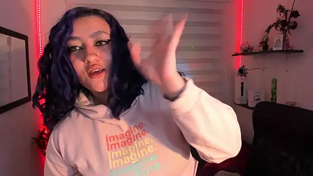 Emily_Jonesh webcam