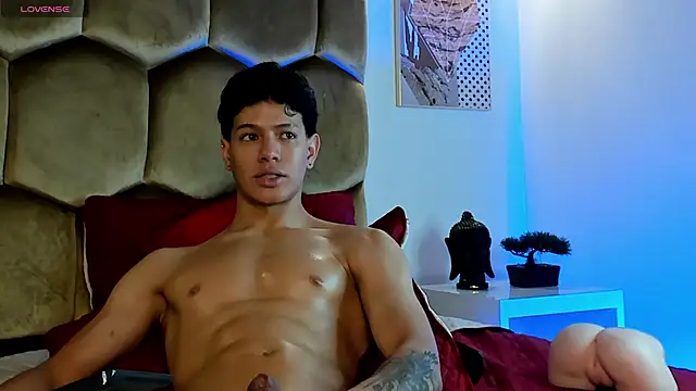 TonyPetrovjs webcam