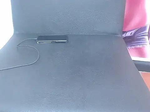 pervertt_sussy webcam