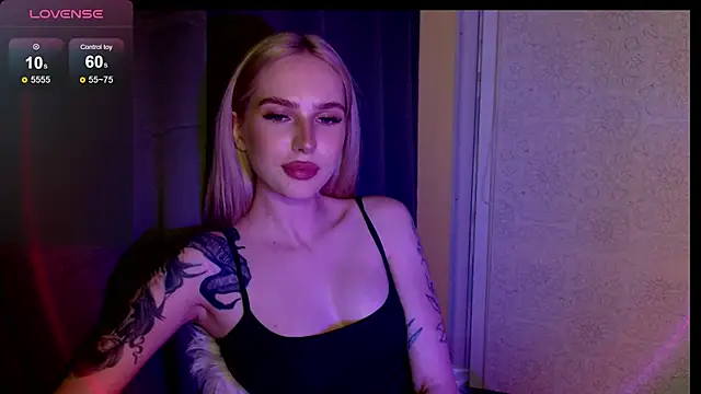 MichelleVelour webcam