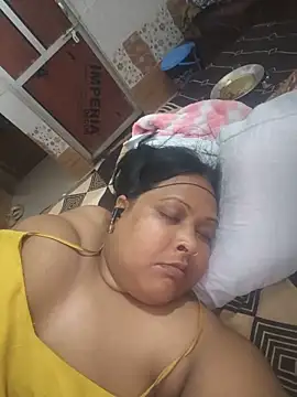 DesiRiya568 webcam