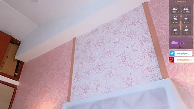 Evangelyne_1 webcam