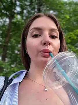 KrisMagnoly webcam