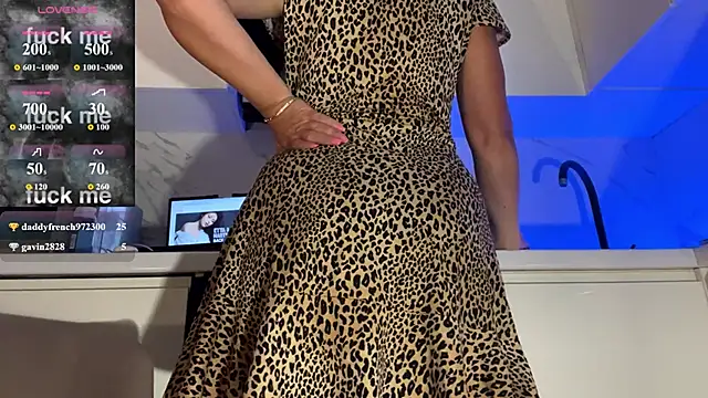 Marina- live sex cam