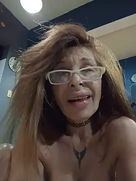 FrozenWaffle live cam on StripChat