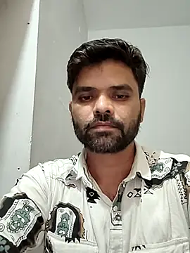 saddyboyforU live cam on StripChat
