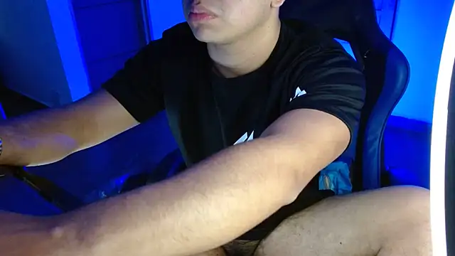 SexyBoy-Bigclit live cam on StripChat