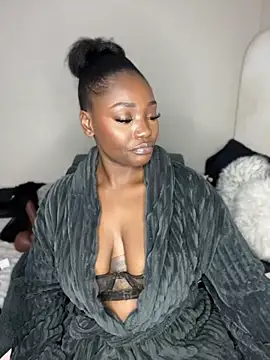 PrincessTamara live cam on StripChat