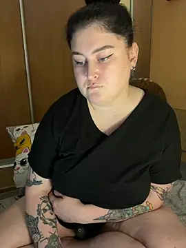 CassieLazy live cam on StripChat