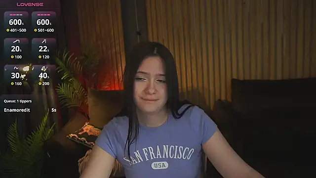 MargaritaGrey live cam on StripChat