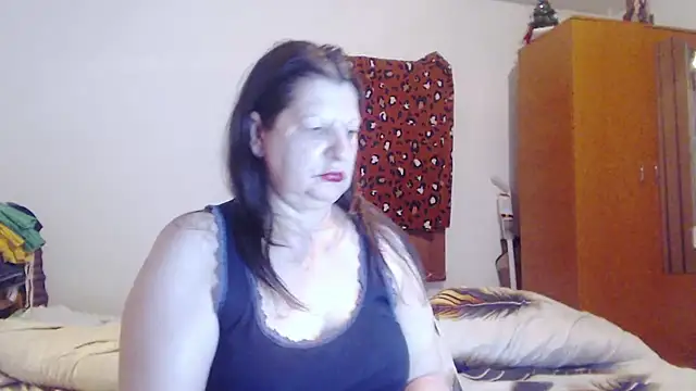 ExtasyMature webcam