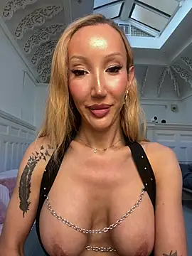 Allana29 webcam