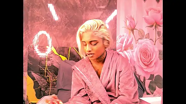 indian_barbie webcam