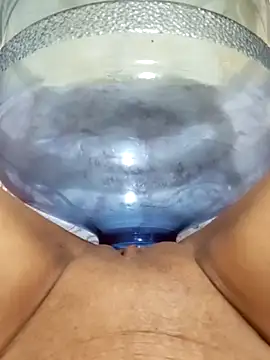 Alevsiz live cam on StripChat