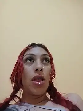 Derieri_Blush webcam
