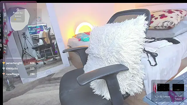 SharonVelvet webcam