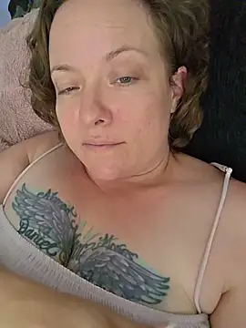 julimonroe webcam