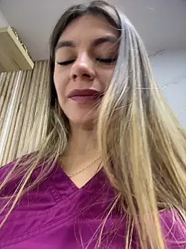 alicee16 💷 live naked stream