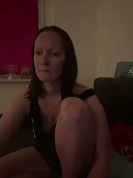 lindalee90 - LindaLee90's free webcam - UK Sex Cams