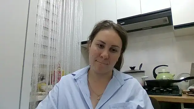 MeadowEyes live cam on StripChat