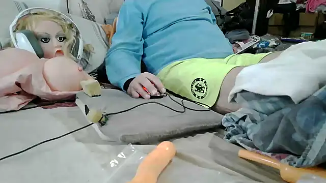 messi_syssy live cam on StripChat