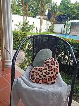 Pretty_Julieta webcam
