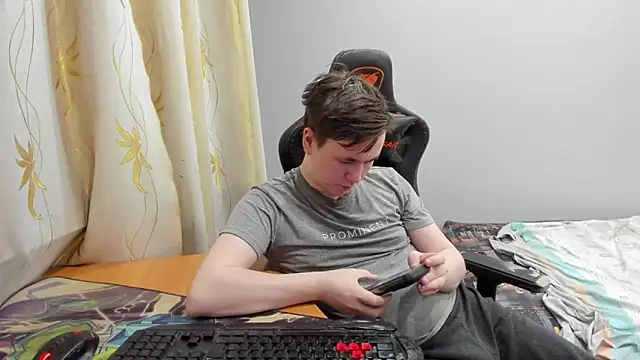 iliaskrislove webcam