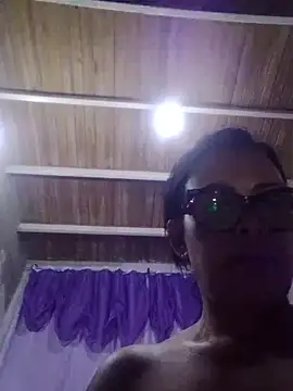 Xoticxenax webcam