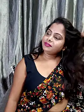 Sexyhina321 webcam