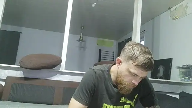 Bikerhot883hd live cam on StripChat
