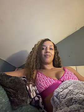 saskia_xx - Saskia_xx's free webcam - UK Sex Cams