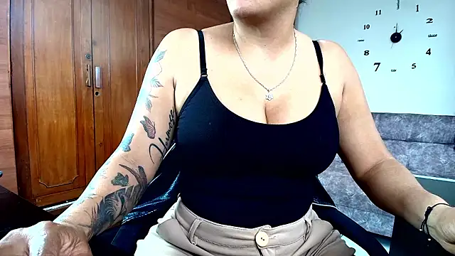 Majo_Soussa webcam