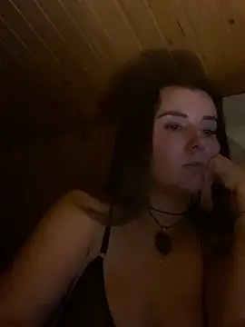mewKate webcam