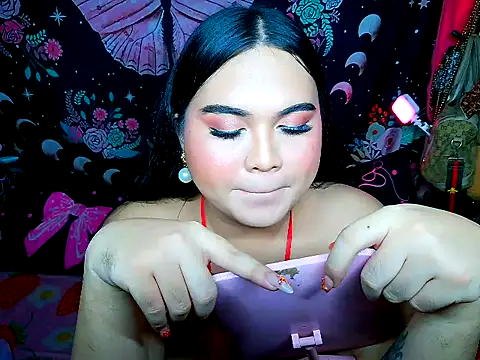 YourThicc_bella webcam