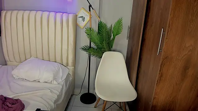 khate_smith webcam