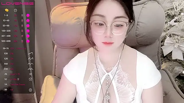 Monica-666888- webcam