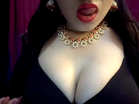 nadia_doll69 webcam
