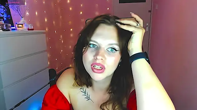 SweetLikaaa webcam